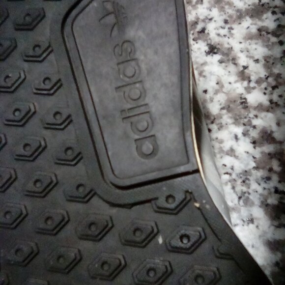 Adidas Boost - Picture 6 of 10